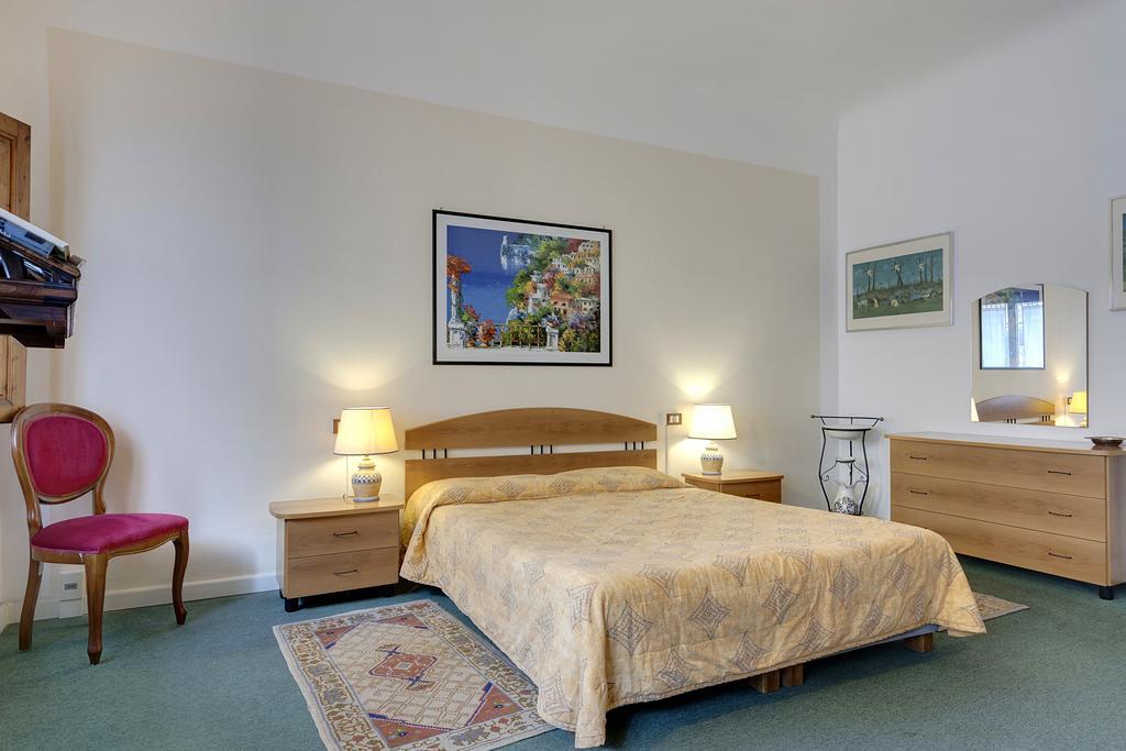 Paradiso Apartment Firenze Bagian luar foto